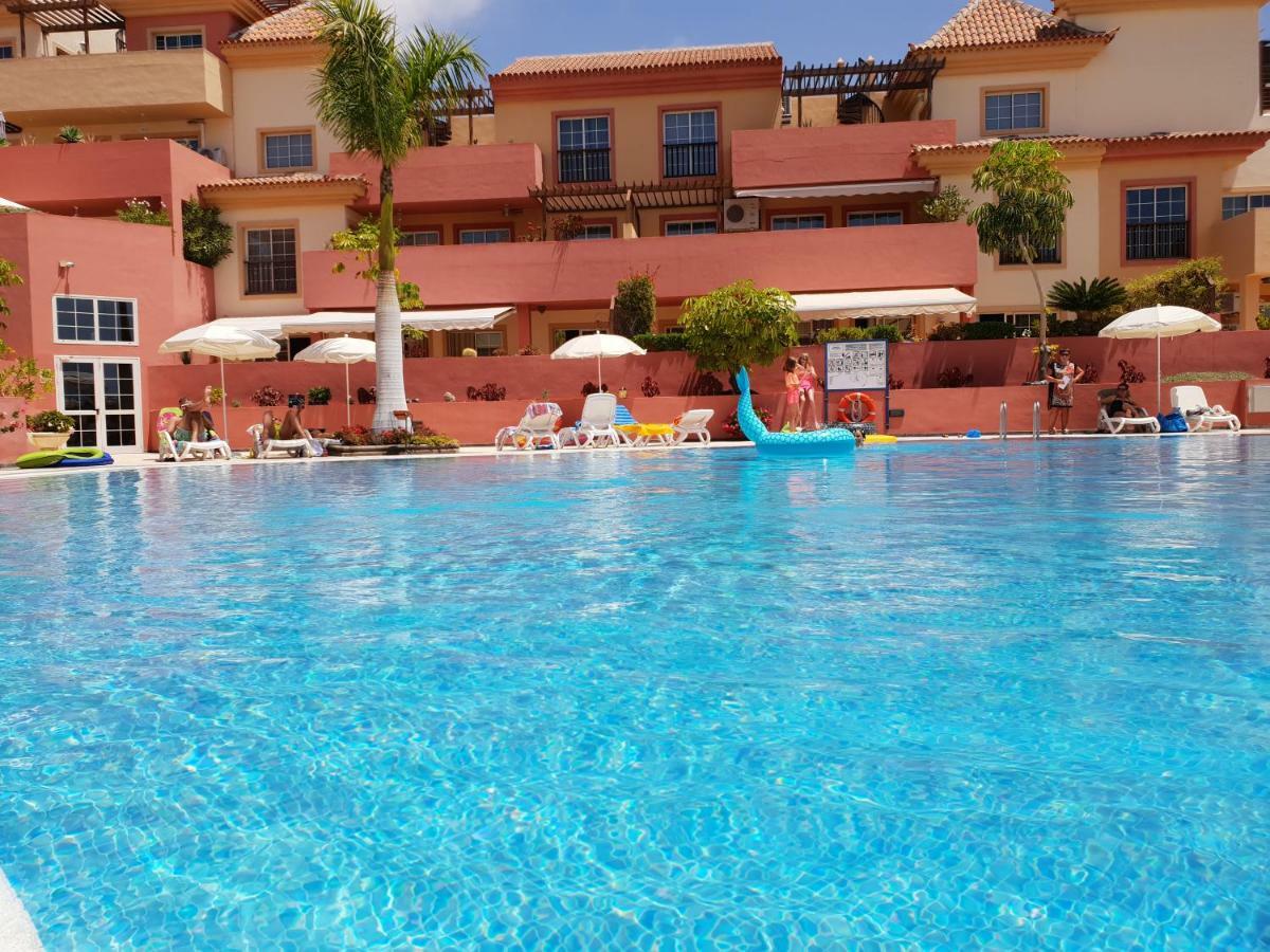 Terrazas Del Duque 2: Beachfront Oasis with Sea Views and Heated Pool Costa Adeje  Exterior photo